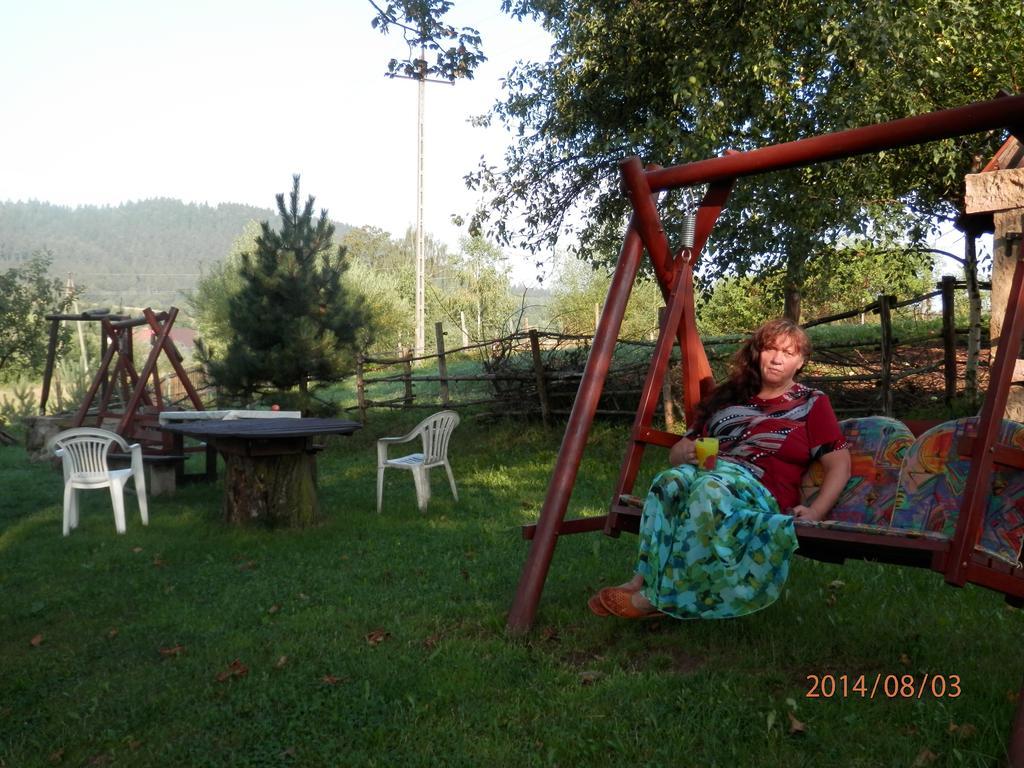 Zagroda Agroturystyczna Wiecha Mieroszow Ngoại thất bức ảnh